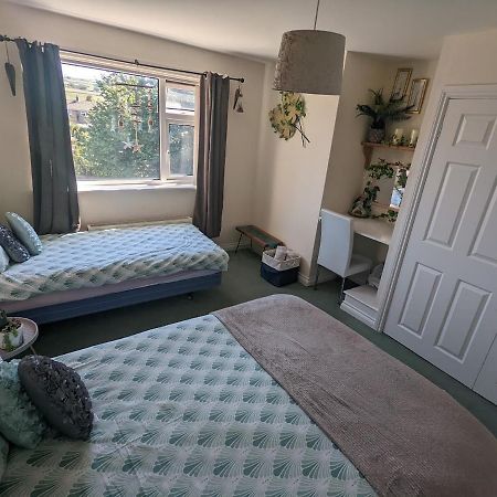 Fieldside View Sleeps 7 Village Near Whitby Sleights المظهر الخارجي الصورة